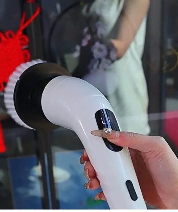 فرشاة تنظيف كهربائية دوارة لتنظيف الحمام والبلاط بسهولة